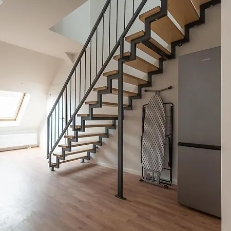 T&k - - Areal Goethe 4 Maisonetten Mit Privatparkplaetzen Duisburgo