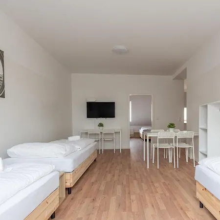 T&k - - Areal Goethe 4 Maisonetten Mit Privatparkplätzen