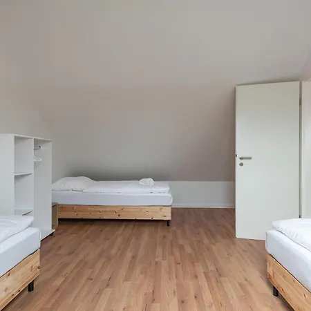 Apartment T&k - - Areal Goethe 4 Maisonetten Mit Privatparkplaetzen