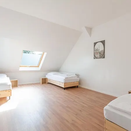 Apartment T&k - - Areal Goethe 4 Maisonetten Mit Privatparkplaetzen Duisburg
