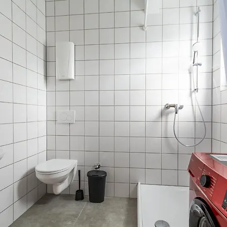 Apartment T&k - - Areal Goethe 4 Maisonetten Mit Privatparkplaetzen