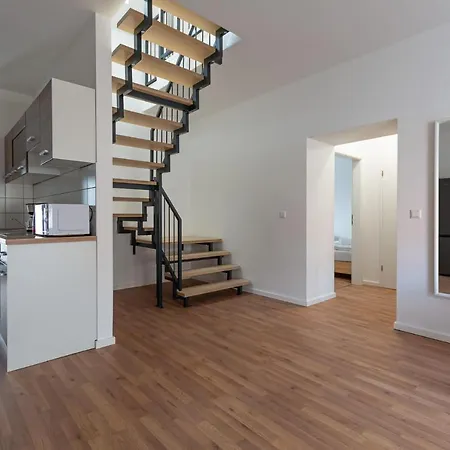 T&k - - Areal Goethe 4 Maisonetten Mit Privatparkplaetzen Apartment Duisburg