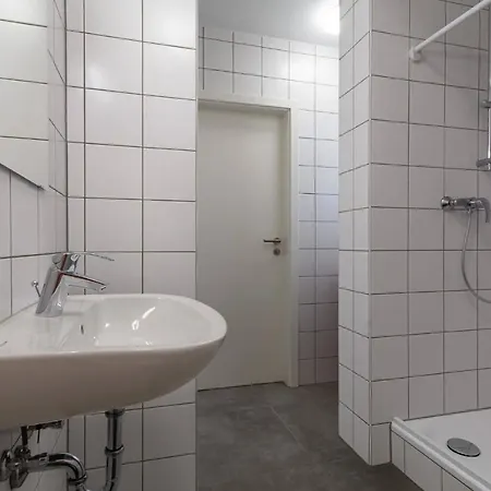 T&k - - Areal Goethe 4 Maisonetten Mit Privatparkplaetzen Duisburg