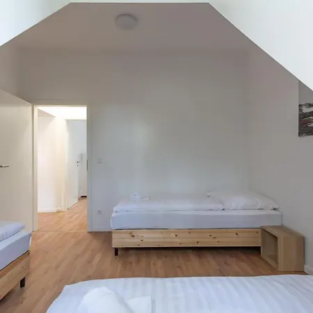 Apartment T&k - - Areal Goethe 4 Maisonetten Mit Privatparkplaetzen *