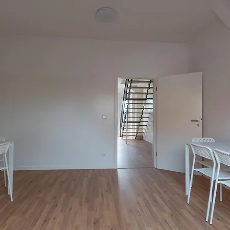 T&k - - Areal Goethe 4 Maisonetten Mit Privatparkplätzen Apartment Duisburg