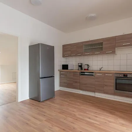Apartment T&k - - Areal Goethe 4 Maisonetten Mit Privatparkplaetzen *