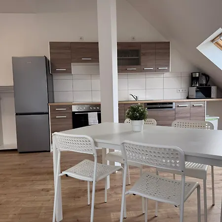 T&k - - Areal Goethe 4 Maisonetten Mit Privatparkplaetzen * Duisburg