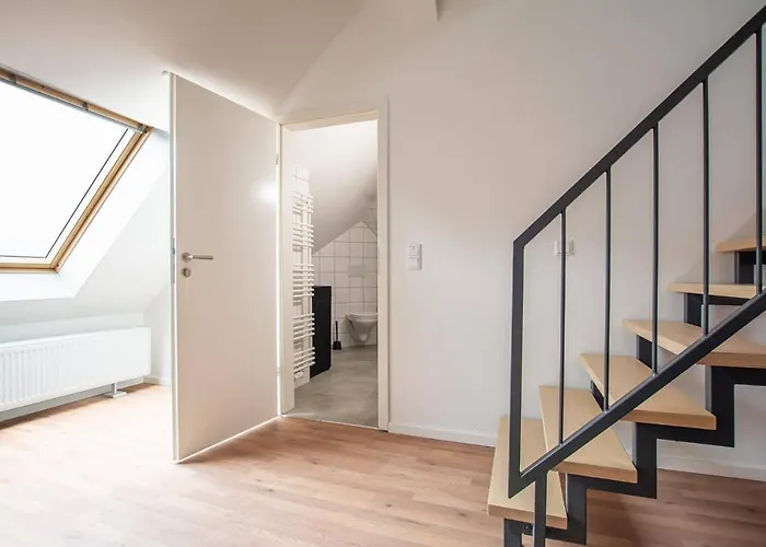 T&k - - Areal Goethe 4 Maisonetten Mit Privatparkplaetzen Апартаменты Дуйсбург