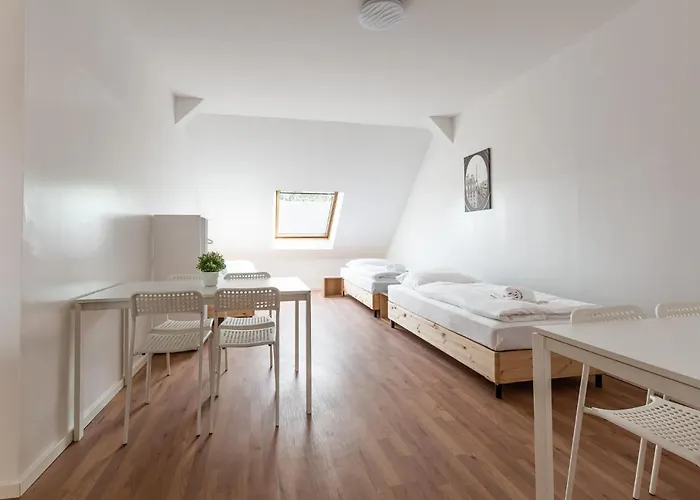 T&k - - Areal Goethe 4 Maisonetten Mit Privatparkplaetzen