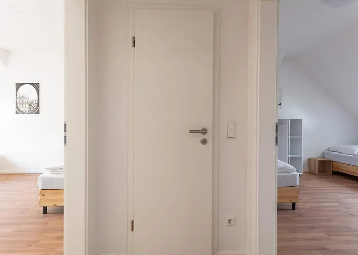 Апартаменты T&k - - Areal Goethe 4 Maisonetten Mit Privatparkplaetzen Дуйсбург