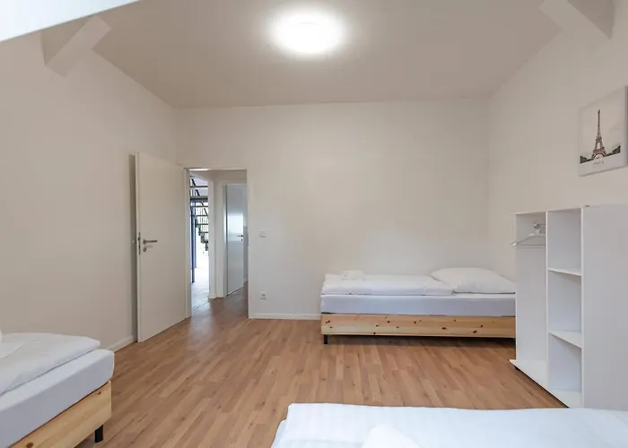 T&k - - Areal Goethe 4 Maisonetten Mit Privatparkplaetzen Апартаменты Дуйсбург