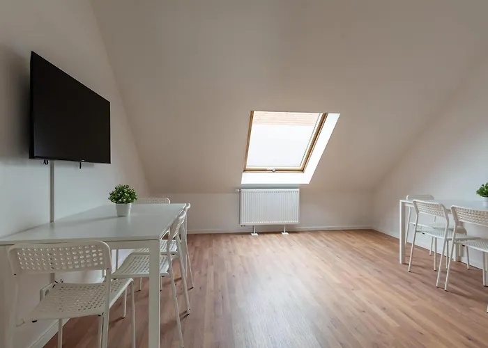 Апартаменты T&k - - Areal Goethe 4 Maisonetten Mit Privatparkplaetzen