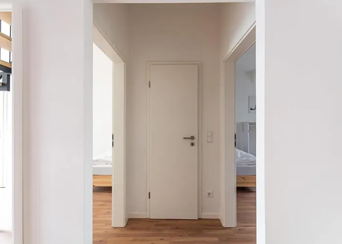 Апартаменты T&k - - Areal Goethe 4 Maisonetten Mit Privatparkplaetzen Дуйсбург