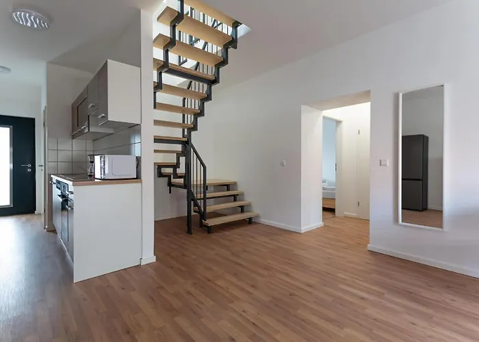 T&k - - Areal Goethe 4 Maisonetten Mit Privatparkplaetzen Апартаменты Дуйсбург