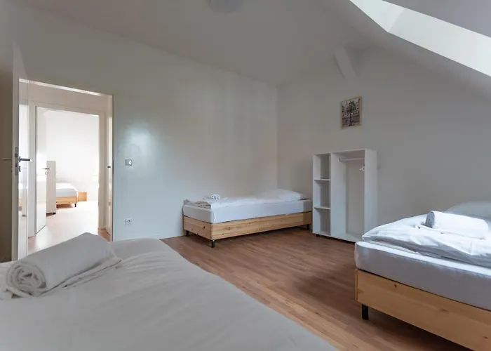 Апартаменты T&k - - Areal Goethe 4 Maisonetten Mit Privatparkplaetzen *