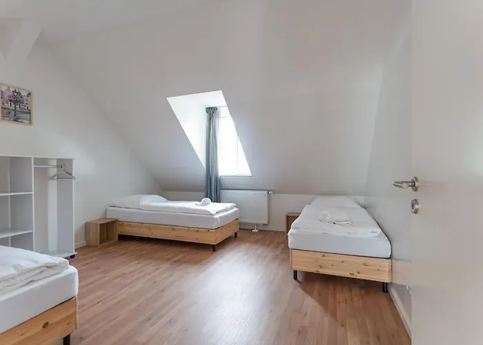 T&k - - Areal Goethe 4 Maisonetten Mit Privatparkplaetzen