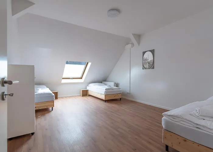 Апартаменты T&k - - Areal Goethe 4 Maisonetten Mit Privatparkplaetzen