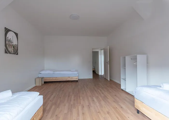 T&k - - Areal Goethe 4 Maisonetten Mit Privatparkplaetzen *