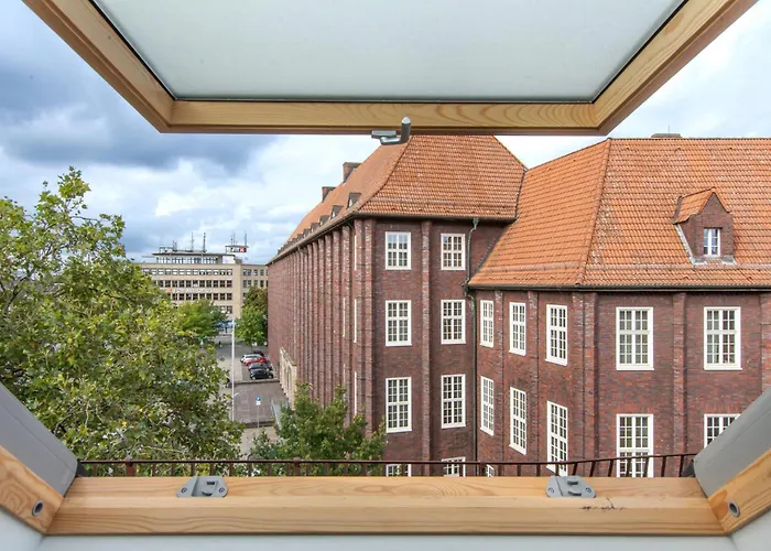 T&k - - Areal Goethe 4 Maisonetten Mit Privatparkplaetzen * Дуйсбург