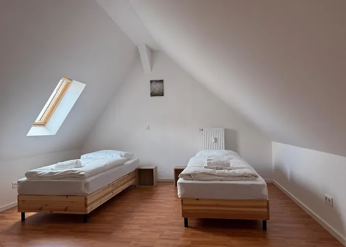 T&k - - Areal Goethe 4 Maisonetten Mit Privatparkplaetzen *